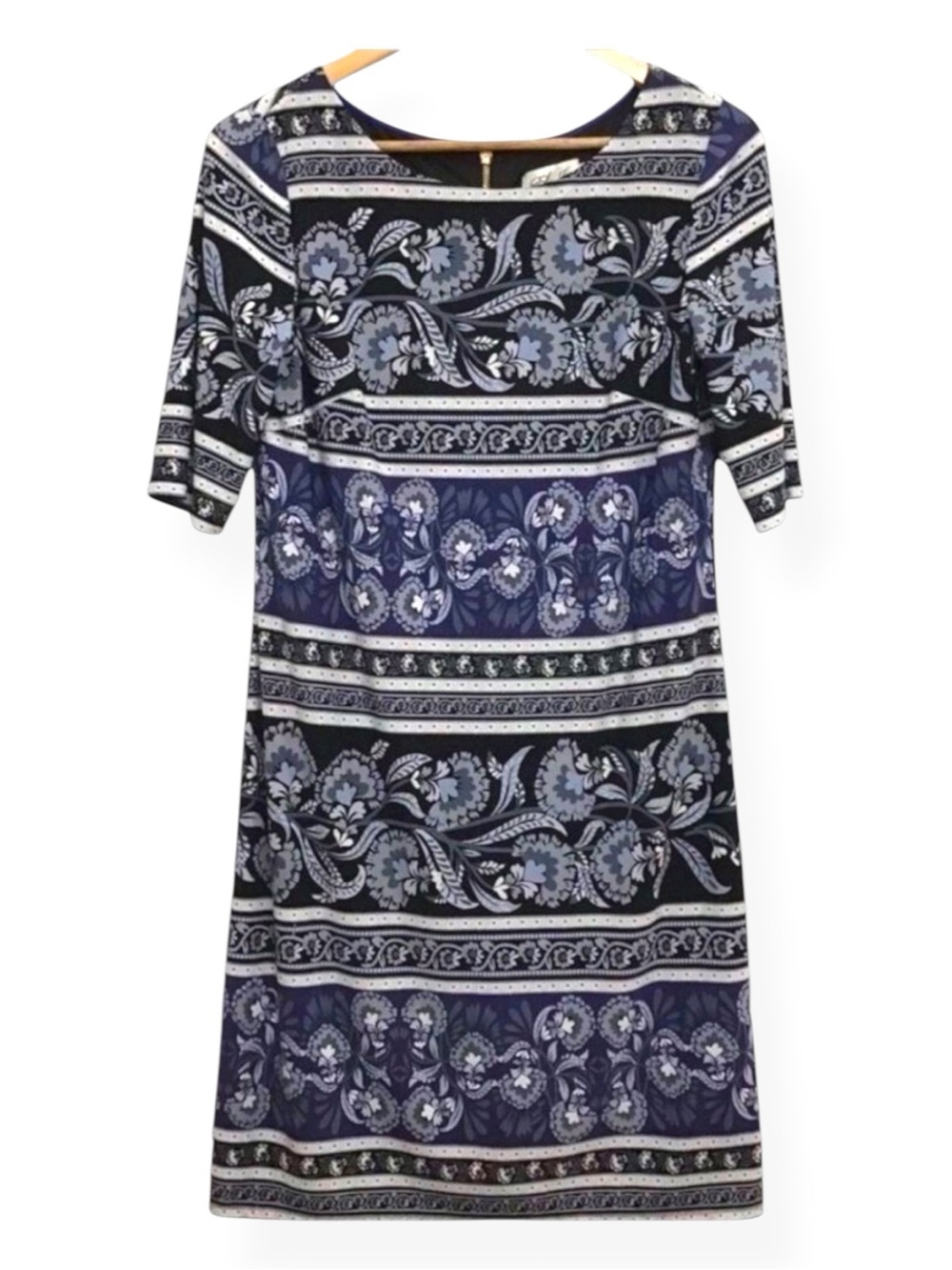 ELIZA J. Dress blue white floral stripes jersey short sleeves scoop neck gold 10